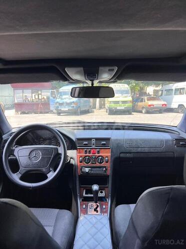 Mercedes C 180 1999, 450,000 km - 1.8 l - Zaqatala