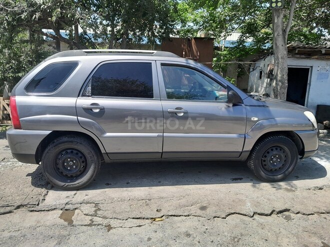Kia Sportage 2009, 240,000 km - 2.0 л - Bakı