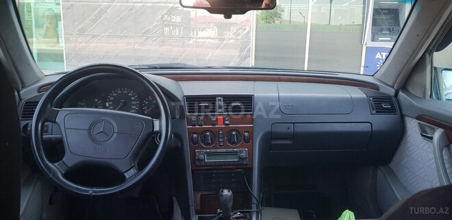 Mercedes C 180 1995, 387,000 km - 1.8 л - Bakı