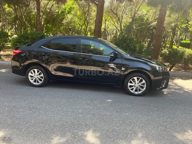 Toyota Corolla 2014, 222,000 km - 1.6 l - Bakı