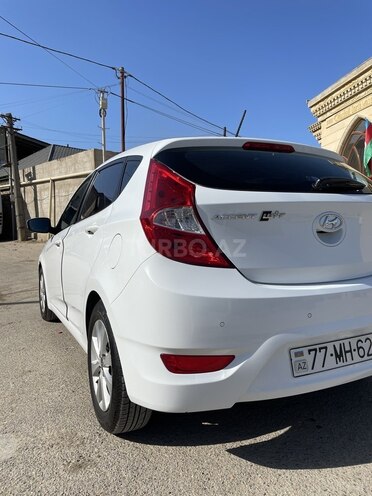 Hyundai Accent 2016, 222,000 km - 1.6 l - Bakı