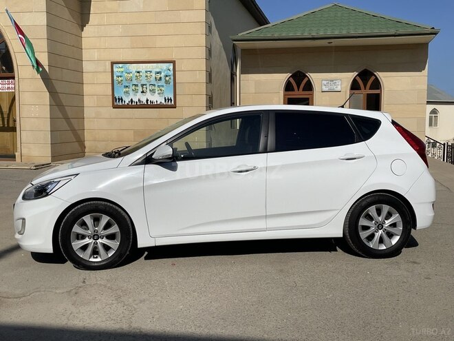 Hyundai Accent 2016, 222,000 km - 1.6 l - Bakı