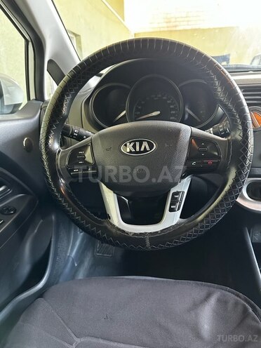 Kia Rio 2013, 216,000 km - 1.6 l - Şirvan