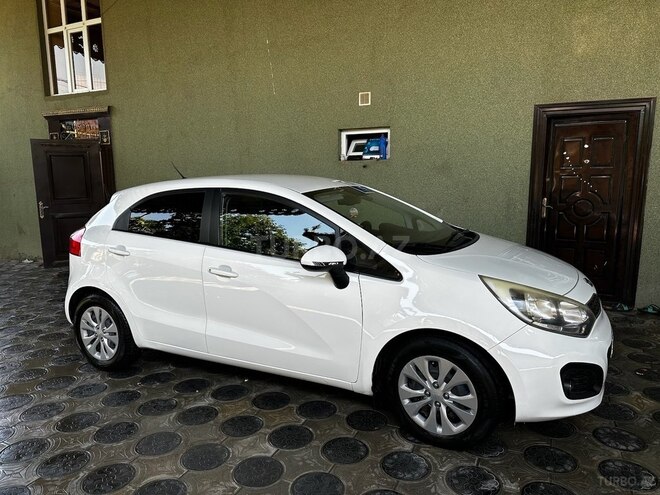 Kia Rio 2013, 216,000 km - 1.6 l - Şirvan