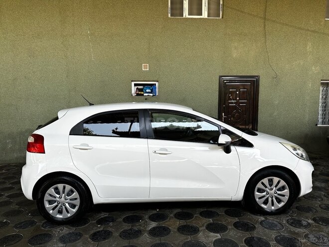 Kia Rio 2013, 216,000 km - 1.6 l - Şirvan