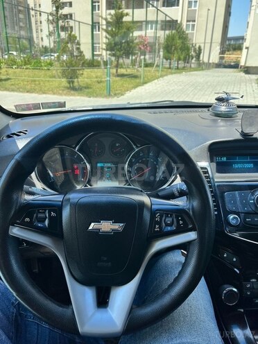 Chevrolet Cruze-4