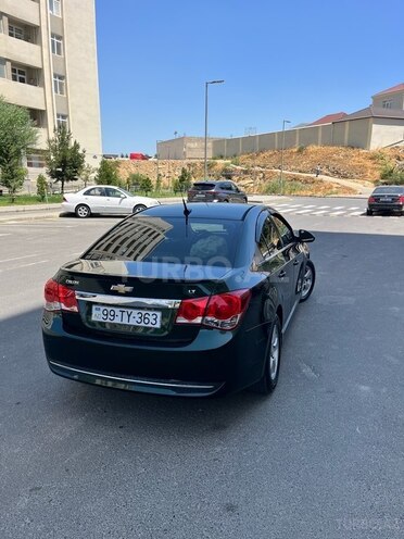 Chevrolet Cruze-7