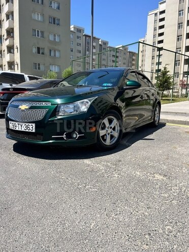 Chevrolet Cruze-15