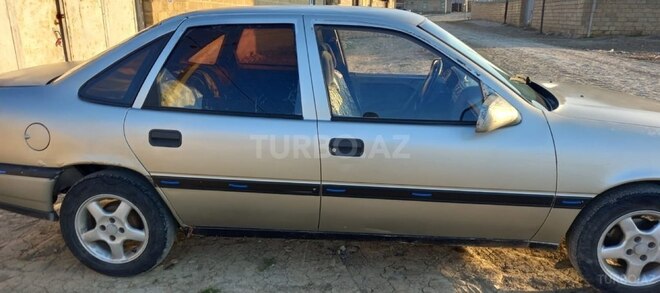 Opel Vectra 1992, 527,000 km - 1.8 л - Bakı