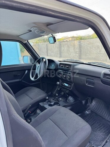 LADA (VAZ) Niva 2024, 16,000 km - 1.7 l - Sumqayıt