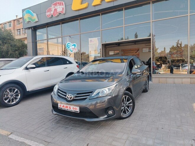 Toyota Avensis-3