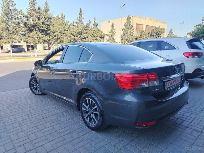 Toyota Avensis-4