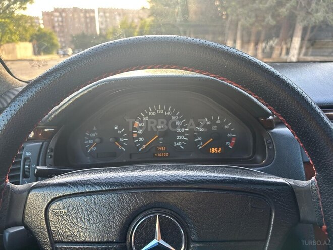 Mercedes E 230 1996, 476,200 km - 2.3 l - Bakı
