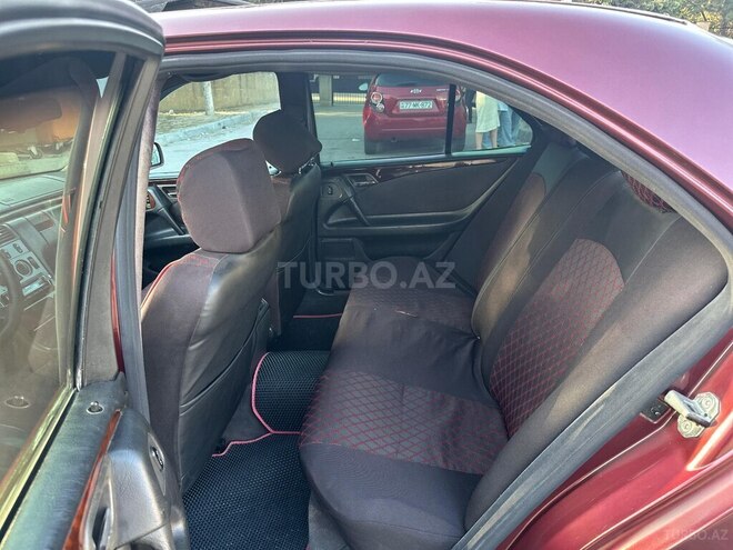 Mercedes E 230 1996, 476,200 km - 2.3 l - Bakı
