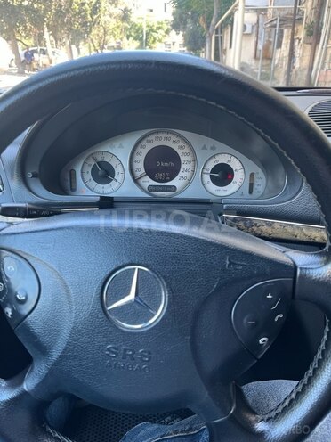 Mercedes E 220 d 2003, 410,418 km - 2.2 l - Bakı