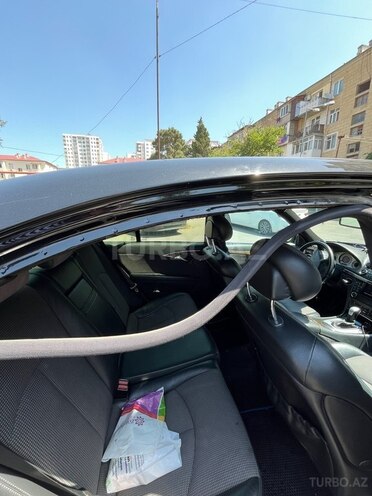 Mercedes E 220 d 2003, 410,418 km - 2.2 l - Bakı