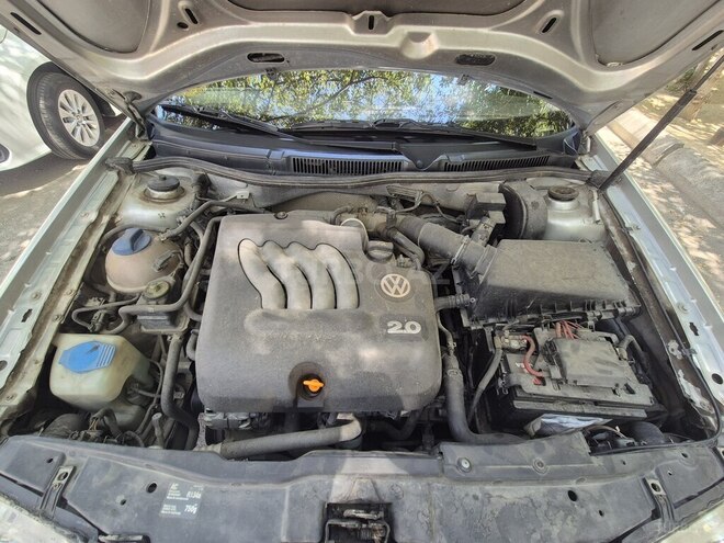 Volkswagen Jetta 2004, 177,853 km - 2.0 l - Bakı