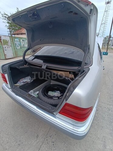 Mercedes E 230 1997, 203,000 km - 2.3 л - Bakı
