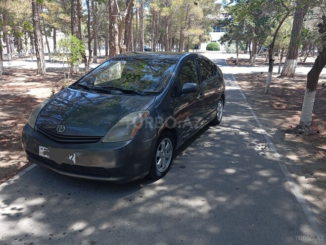 Toyota Prius-7