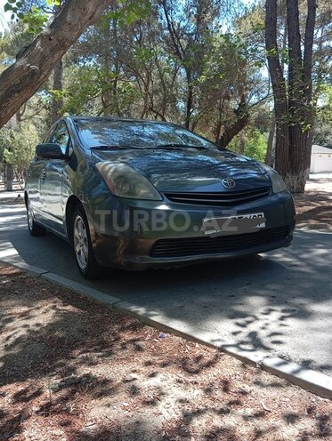 Toyota Prius-1