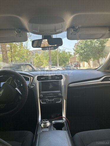 Ford Fusion (North America) 2019, 232,649 km - 2.0 l - Gəncə