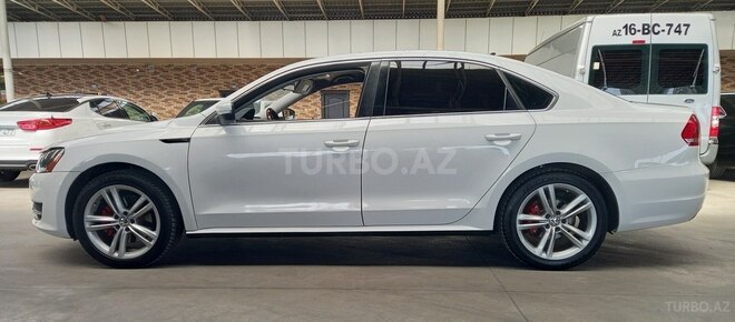 Volkswagen Passat (North America) 2014, 217,455 km - 1.8 l - Gəncə