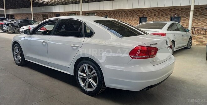 Volkswagen Passat (North America) 2014, 217,455 km - 1.8 l - Gəncə