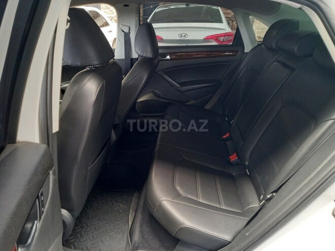 Volkswagen Passat (North America) 2014, 217,455 km - 1.8 l - Gəncə