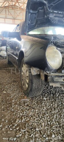 Mercedes E 240 1998, 333,000 km - 2.4 l - Ağsu