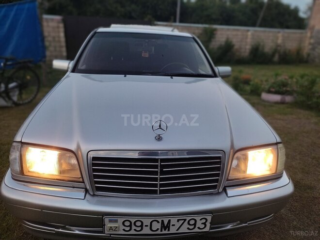Mercedes C 180 1998, 210,000 km - 1.8 l - Zaqatala