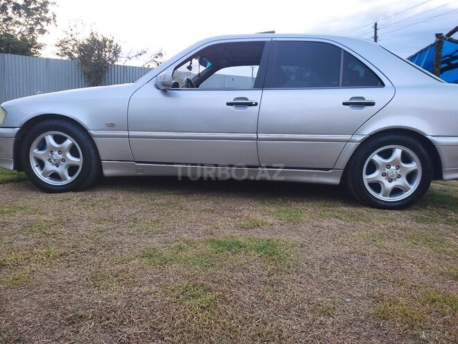 Mercedes C 180 1998, 210,000 km - 1.8 l - Zaqatala