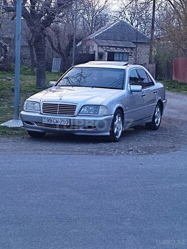 Mercedes C 180 1998, 210,000 km - 1.8 l - Zaqatala