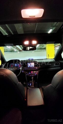 Hyundai Elantra 2018, 128,748 km - 1.6 л - Gəncə
