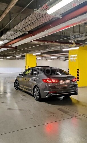Hyundai Elantra 2018, 128,748 km - 1.6 л - Gəncə