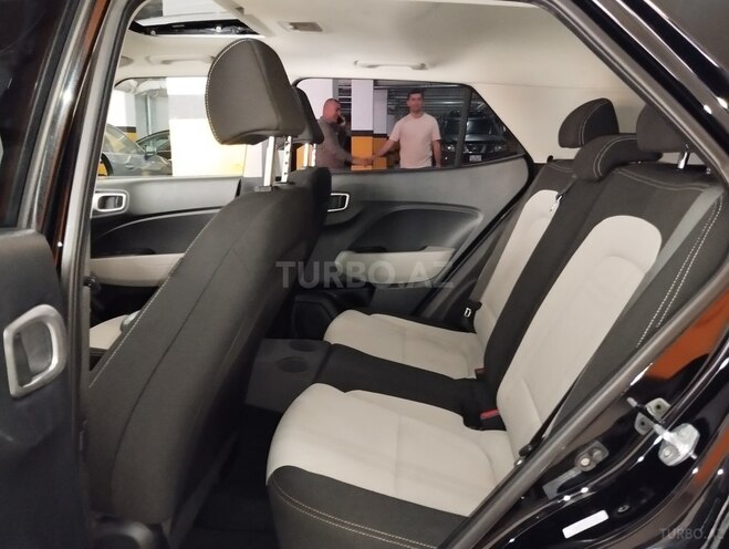 Hyundai Venue 2021, 63,800 km - 1.6 л - Bakı