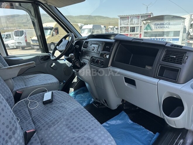 Ford Transit 2009, 172,000 km - 2.4 л - Bakı