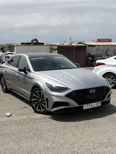 Hyundai Sonata-3