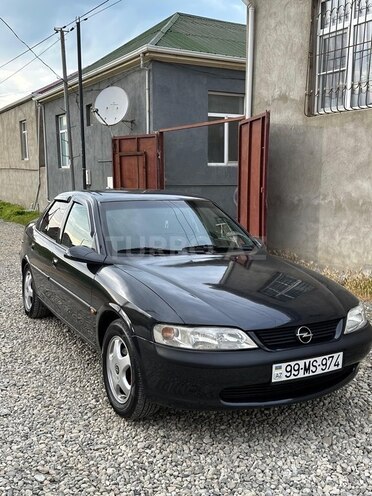 Opel Vectra 1998, 270,000 km - 1.8 l - Sumqayıt