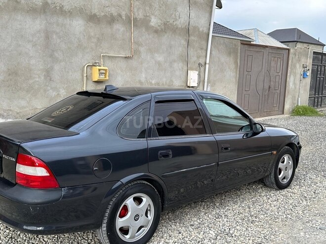 Opel Vectra 1998, 270,000 km - 1.8 l - Sumqayıt