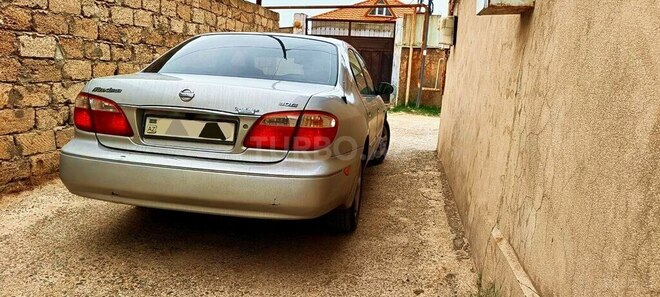Nissan Maxima-5