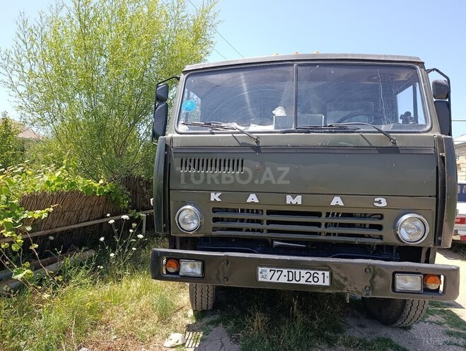 KamAz 55111 1991, 424,760 km - 11.0 l - Salyan