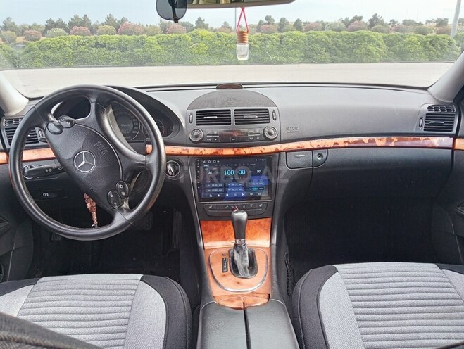 Mercedes E 220 d 2006, 261,000 km - 2.2 l - Bakı