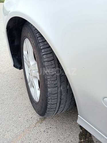 Mercedes E 220 d 2006, 261,000 km - 2.2 l - Bakı