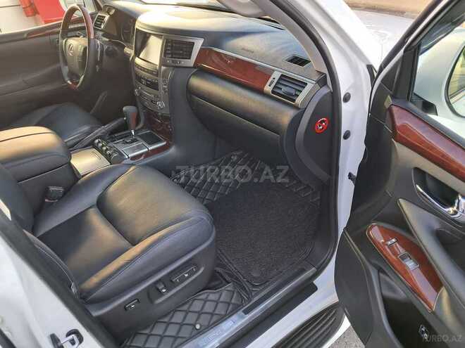 Lexus LX 570 2013, 172,000 km - 5.7 л - İsmayıllı
