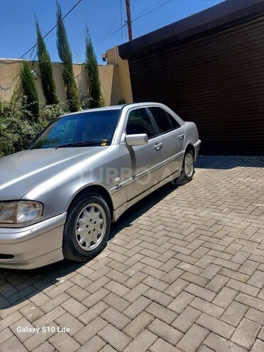 Mercedes C 180-3