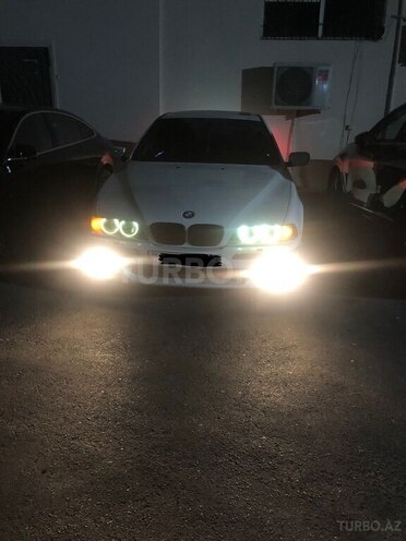 BMW 535 2002, 178,000 km - 3.5 l - Bakı