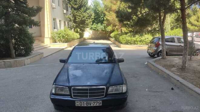Mercedes C 200 2000, 330,000 km - 2.0 l - Bakı