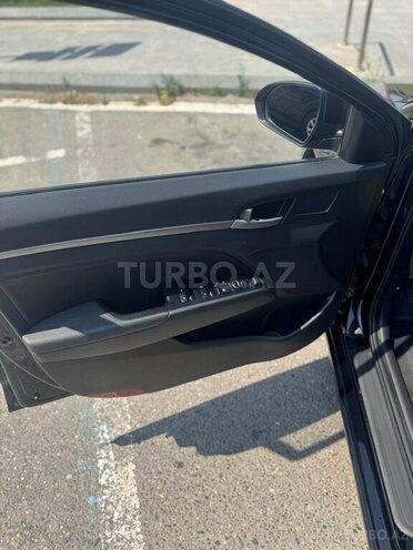 Hyundai Avante 2017, 163,000 km - 1.6 l - Bakı