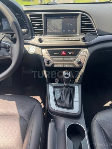 Hyundai Avante 2017, 163,000 km - 1.6 l - Bakı