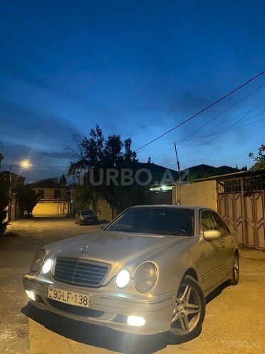 Mercedes E 220 d 2000, 320,000 km - 2.2 l - Bakı